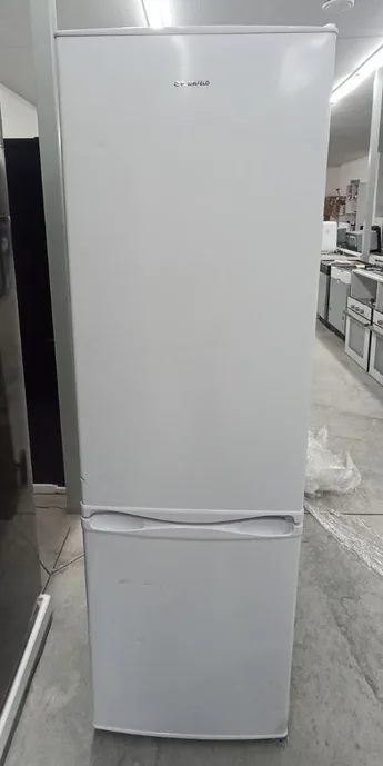 Холодильник MAUNFELD MFF180W