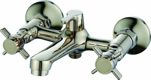 D84-330352J Смеситель для ванной с коротким изливом