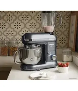 Кухонный комбайн ARESA AR-1707 на скидке