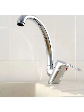 B59-026L Смеситель для кухни с высоким изливом (крепление гайка)