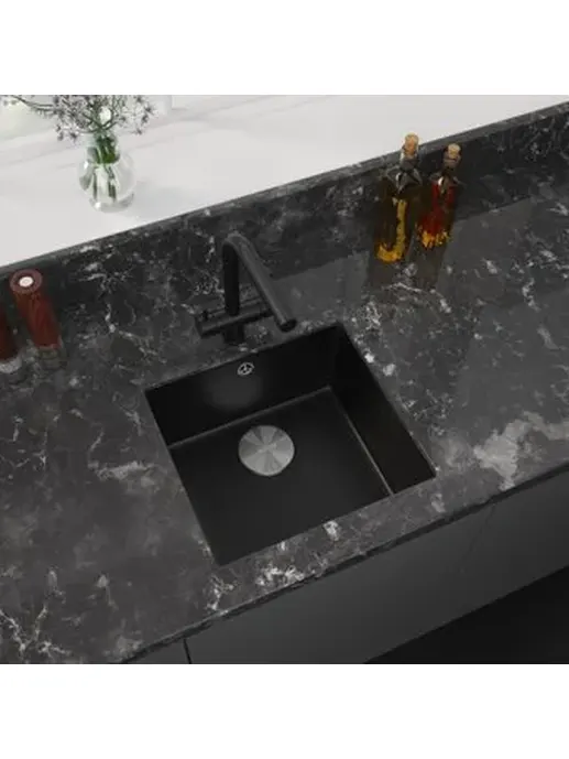 Смеситель для кухни ARFEKA ISIS Black PVD