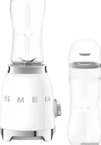 Блендер стационарный Smeg PBF01WHEU на скидке