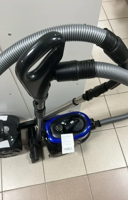 Пылесос Samsung VC18M21A0SB/EV