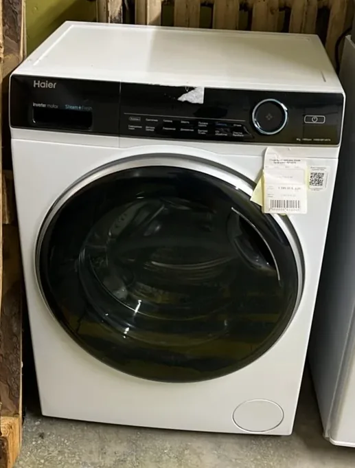 Узкая стиральная машина Haier HW90-BP14929A
