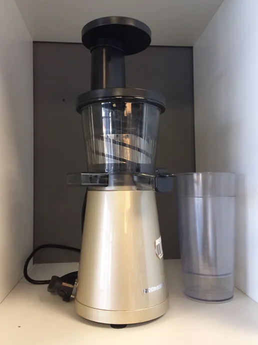 Соковыжималка REDMOND RJ-930S, Шампань