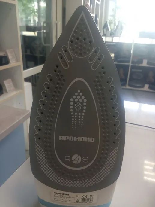 Умный утюг REDMOND SkyIron C255S
