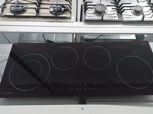 Электрическая варочная панель MAUNFELD CVCE904DLBK