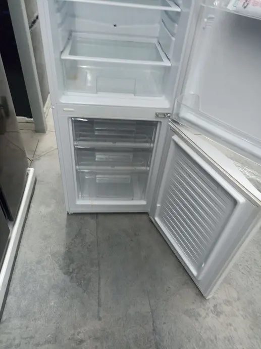 Холодильник MAUNFELD MFF180W