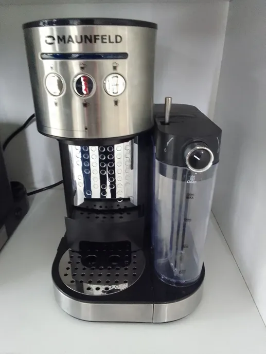 Кофемашина рожкового типа MAUNFELD MF-720S PRO