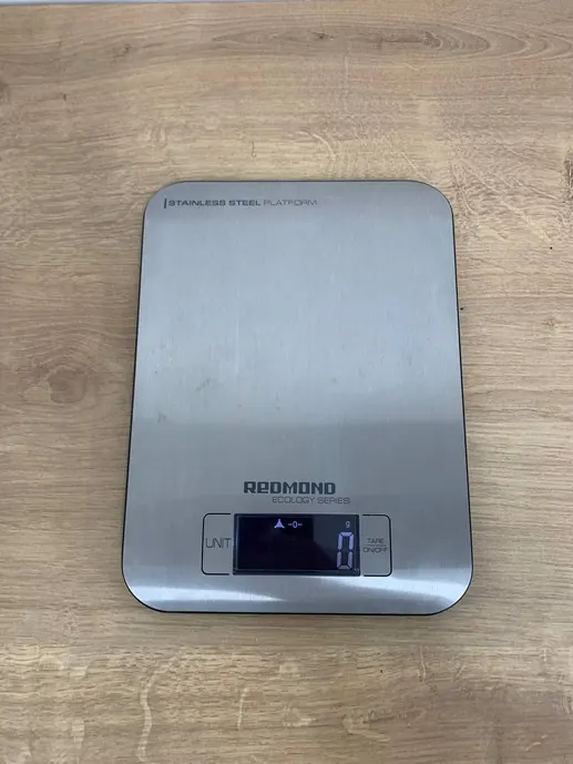 Весы кухонные REDMOND RS-M723