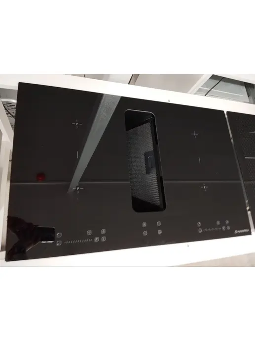 Индукционная варочная панель MAUNFELD AVSI804SBH