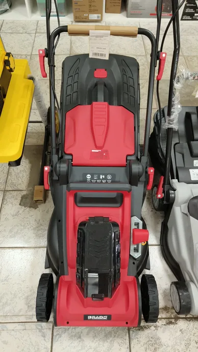 Аккумуляторная газонокосилка BRADO BW430