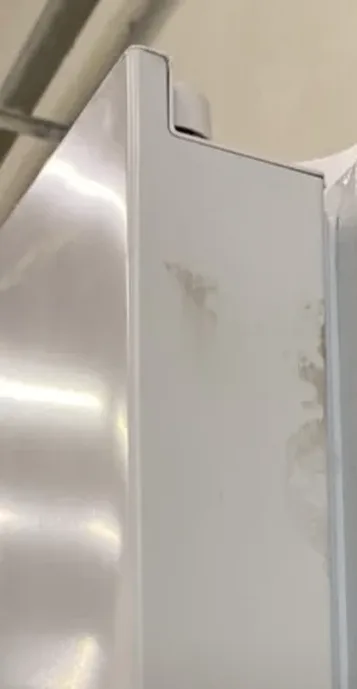 Холодильник с нижней морозильной камерой Candy CFN6200W