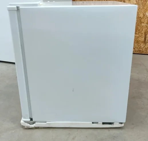 Холодильник WILLMARK RF-65W