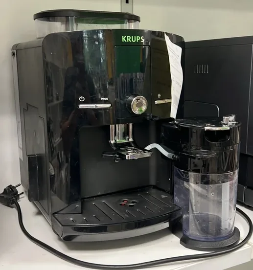 Кофемашина автоматическая Krups Espresseria EA829810