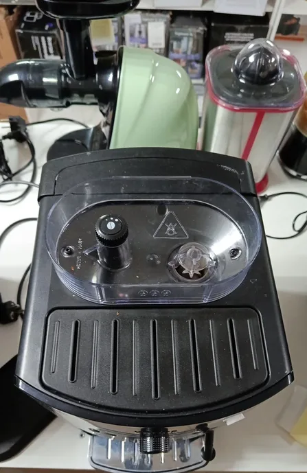Кофемашина автоматическая Krups Essential EA810870