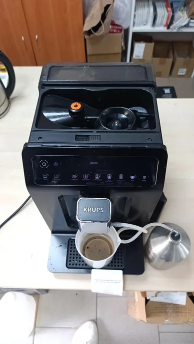 Кофемашина автоматическая Krups Evidence Plus EA894810