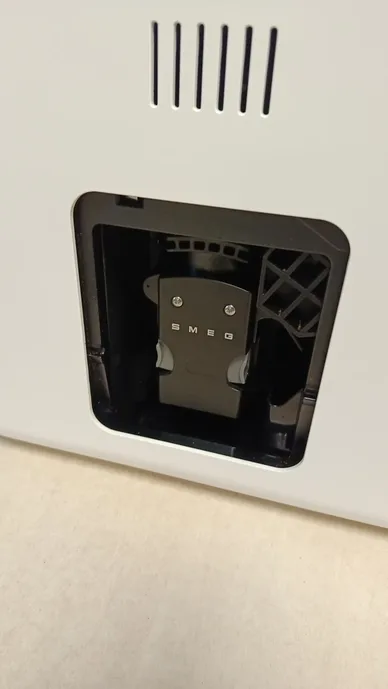 Кофемашина автоматическая Smeg BCC13WHMEU