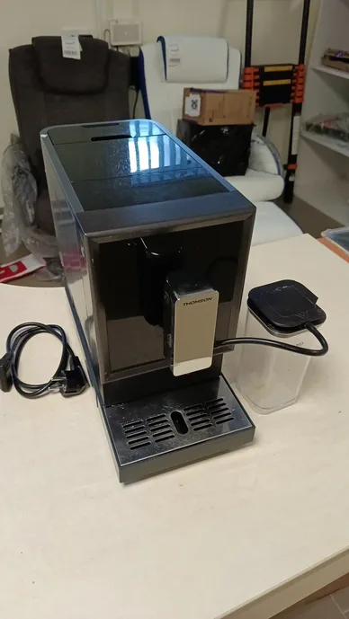 Кофемашина автоматическая Thomson CF20A02
