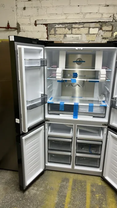 Отдельностоящий холодильник LCD505MgID