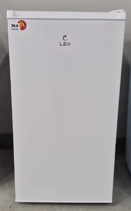 Однодверный отдельностоящий холодильник LEX LSD100W с НТО