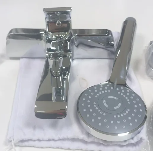 MAXONOR MN3272 Смеситель для ванны, хром 00-