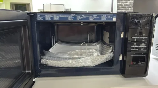 Микроволновая печь соло Samsung MS23K3513AK/BW