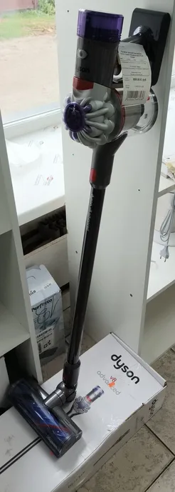 Пылесос ручной (handstick) Dyson Dyson V8 Advanced Silver Nickel