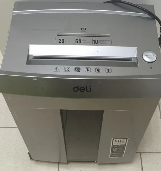 Шредер Deli ET096