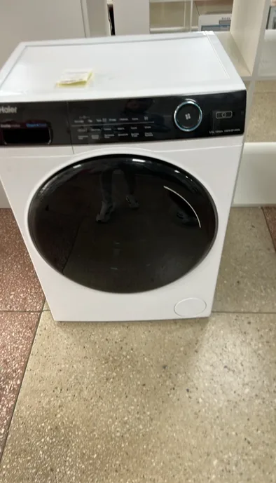 Стиральная машина с сушкой Haier HWD80-BP14959A