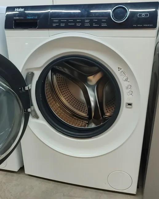 Стиральная машина с сушкой Haier HWD80-BP14979