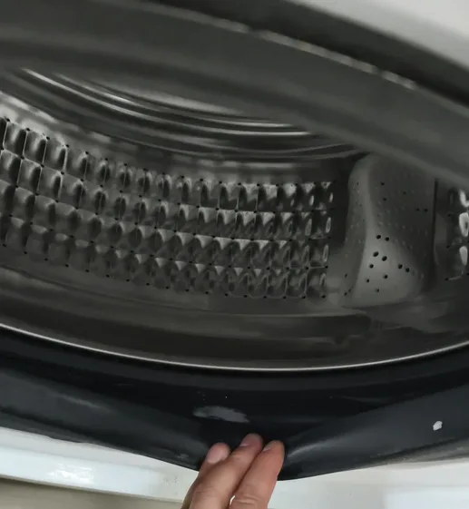 Узкая стиральная машина Haier HW60-BP10929A