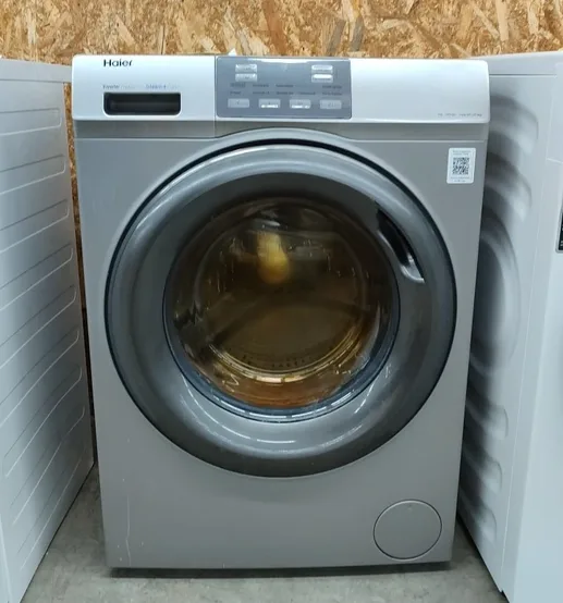 Узкая стиральная машина Haier HW60-BP12919AS