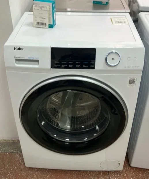 Узкая стиральная машина Haier HW80-BP14969A