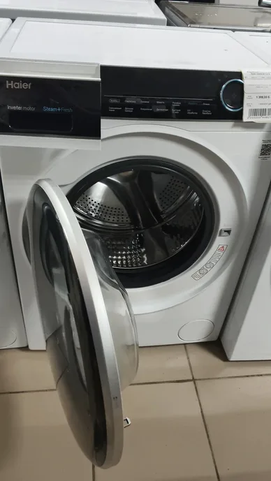 Узкая стиральная машина Haier HW90-BP14929A