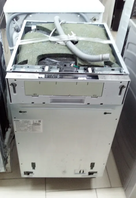 Встраиваемая посудомоечная машина 45 см Haier HDWE11-395RU