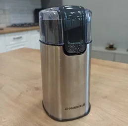 Кофемолка MAUNFELD MF-523S на скидке