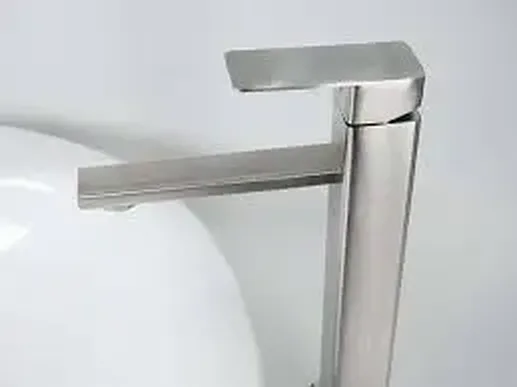 Смеситель для умывальника P10304S