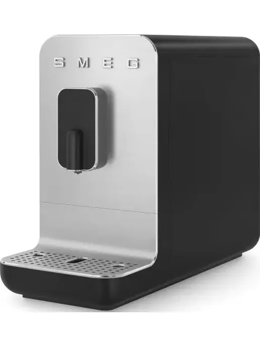 Автоматическая кофемашина Smeg BCC01BLMEU