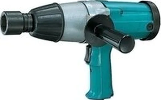 Гайковерт Makita 6906