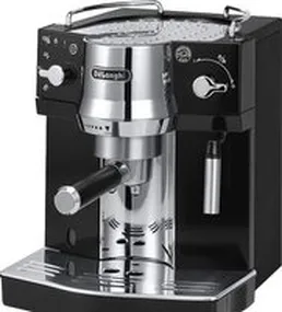 Рожковая кофеварка DeLonghi EC 820.B на скидке