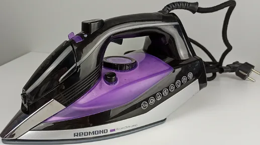 Утюг REDMOND RI-C260, Фиолетовый