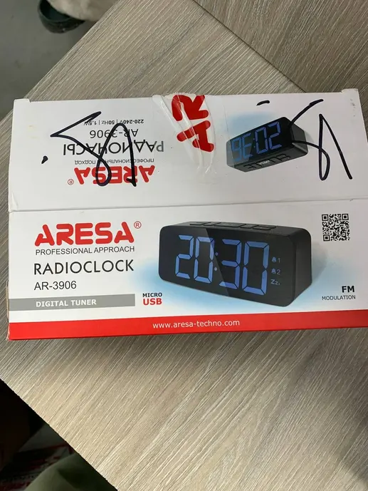 Радиочасы Aresa AR-3906
