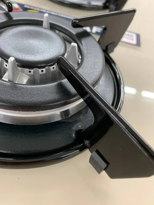 Газовая варочная панель MAUNFELD EGHG.64.13STS-EB