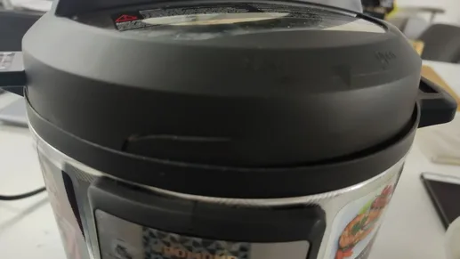 Мультиварка-скороварка REDMOND RMC-PM380